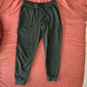 Double lined under armor green joggers